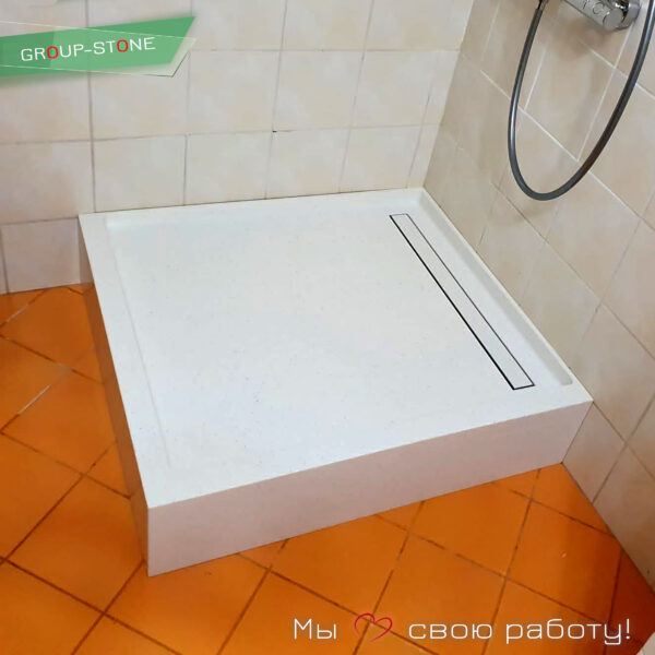 Функциональность и эстетика: душевые поддоны из искусственного камня Group-Stone для компактных ванных комна — изображение 4