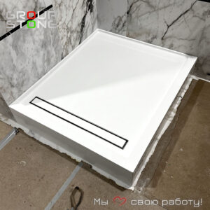 Современная ванная без компромиссов: душевой поддон из искусственного камня
