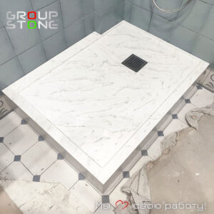 Идеальный штрих: душевой поддон из искусственного камня для стильной ванной