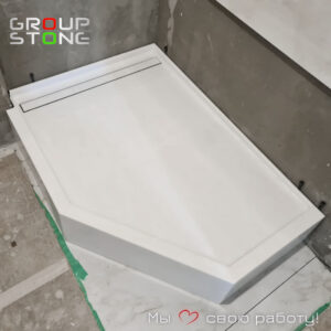 От поддона к шедевру: как искусственный камень задаёт тон интерьеру