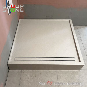 Современный интерьер в деталях: душевой поддон из искусственного камня