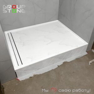 Роскошь, доступная каждому: заказать надежный поддон из искусственного камня от производителя.